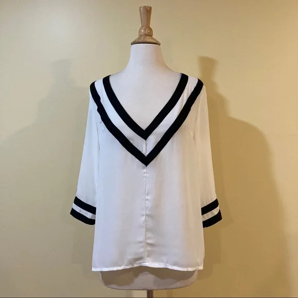 Sheer Chiffon Bold Chevron Stripe Trim Blouse - Picture 2 of 4